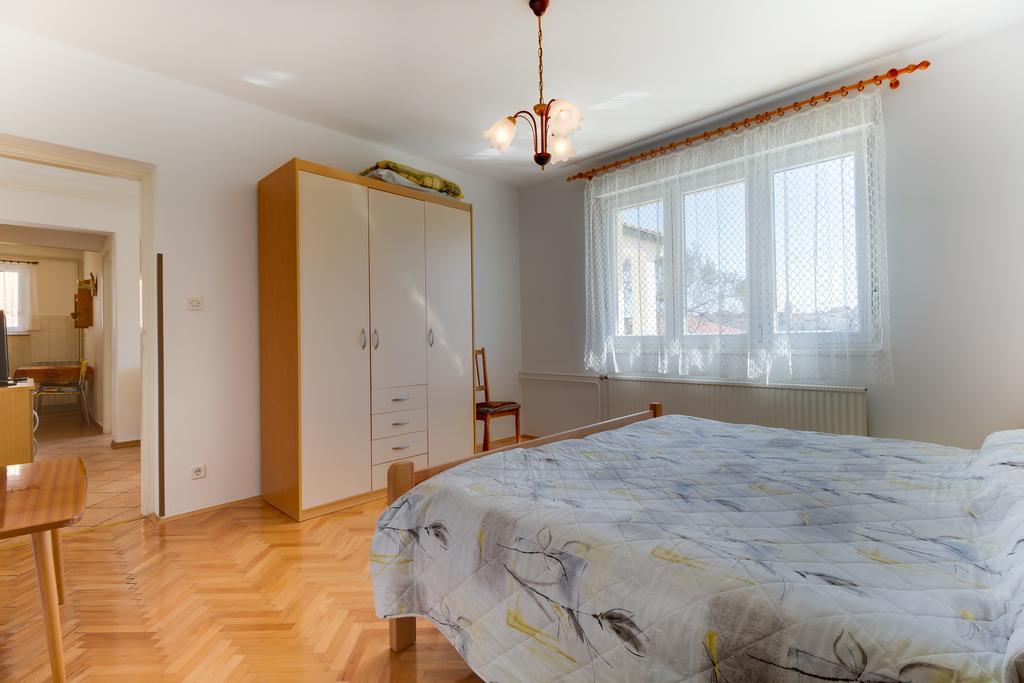 Apartmani Dorita Малий Лошинь Екстер'єр фото
