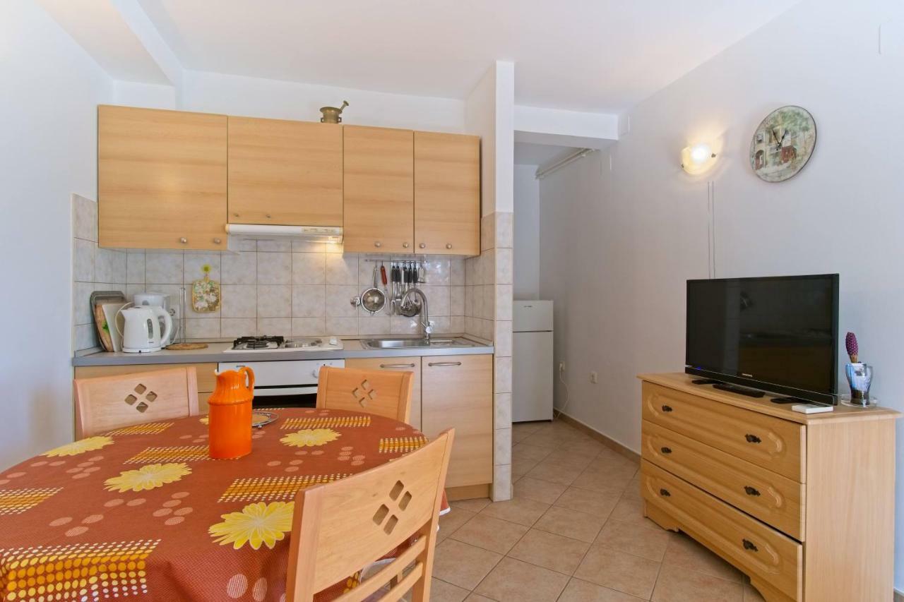 Apartmani Dorita Малий Лошинь Екстер'єр фото