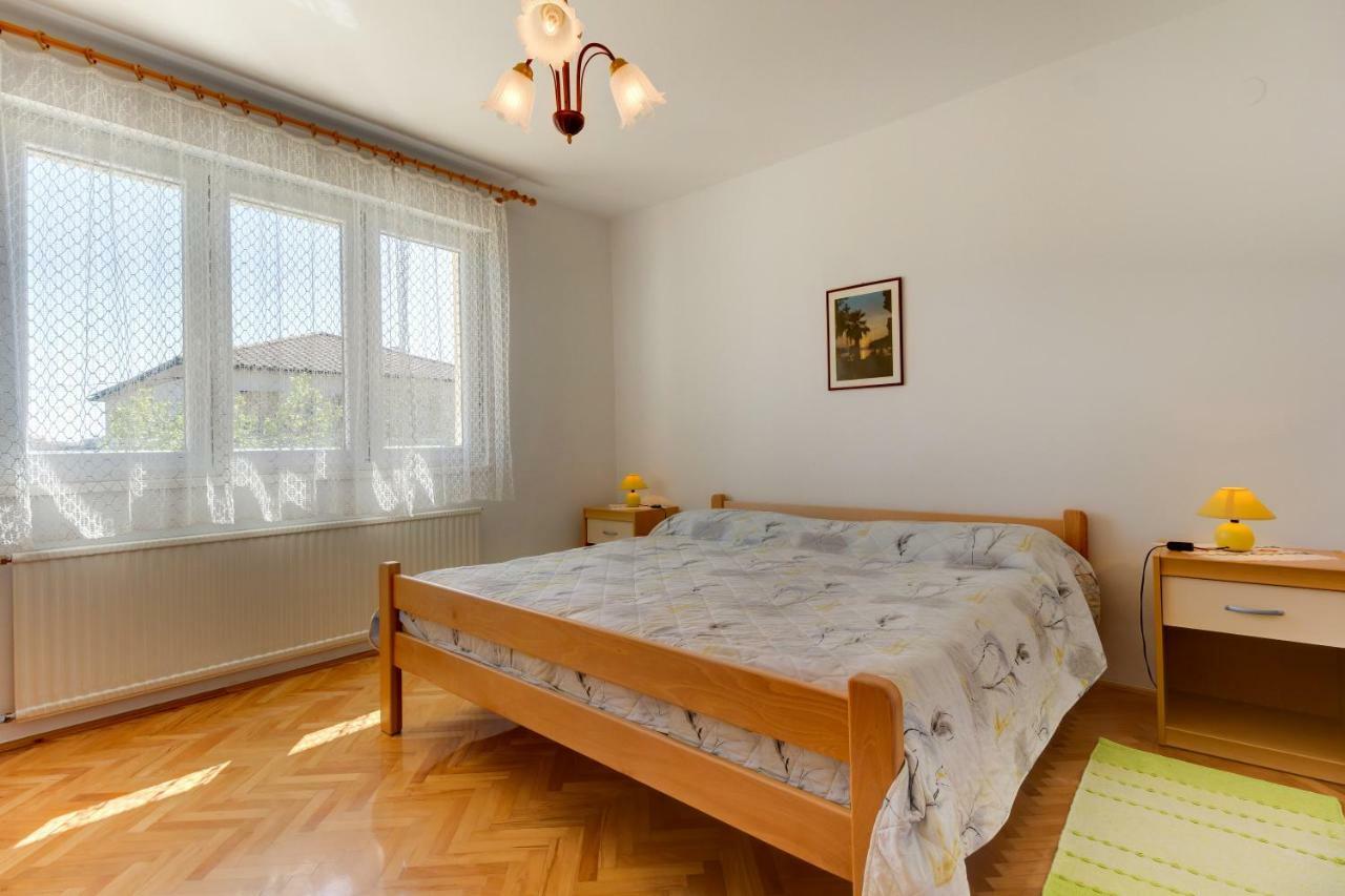 Apartmani Dorita Малий Лошинь Екстер'єр фото